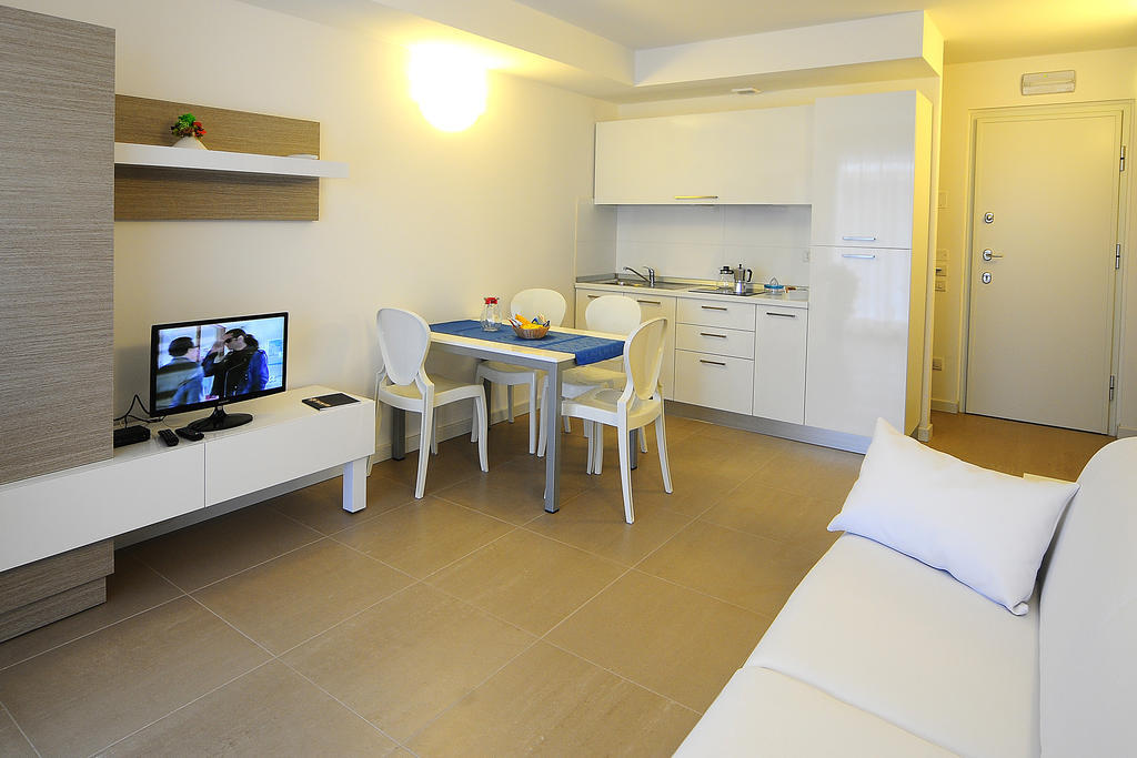 Aparthotel Tiziano Grado Luaran gambar